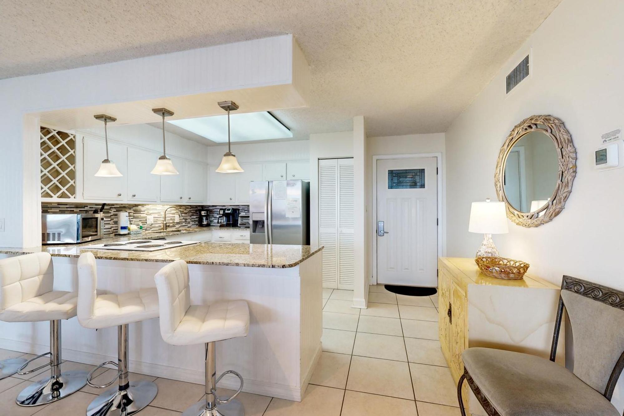 Dolphin Point Apartment Destin Room photo