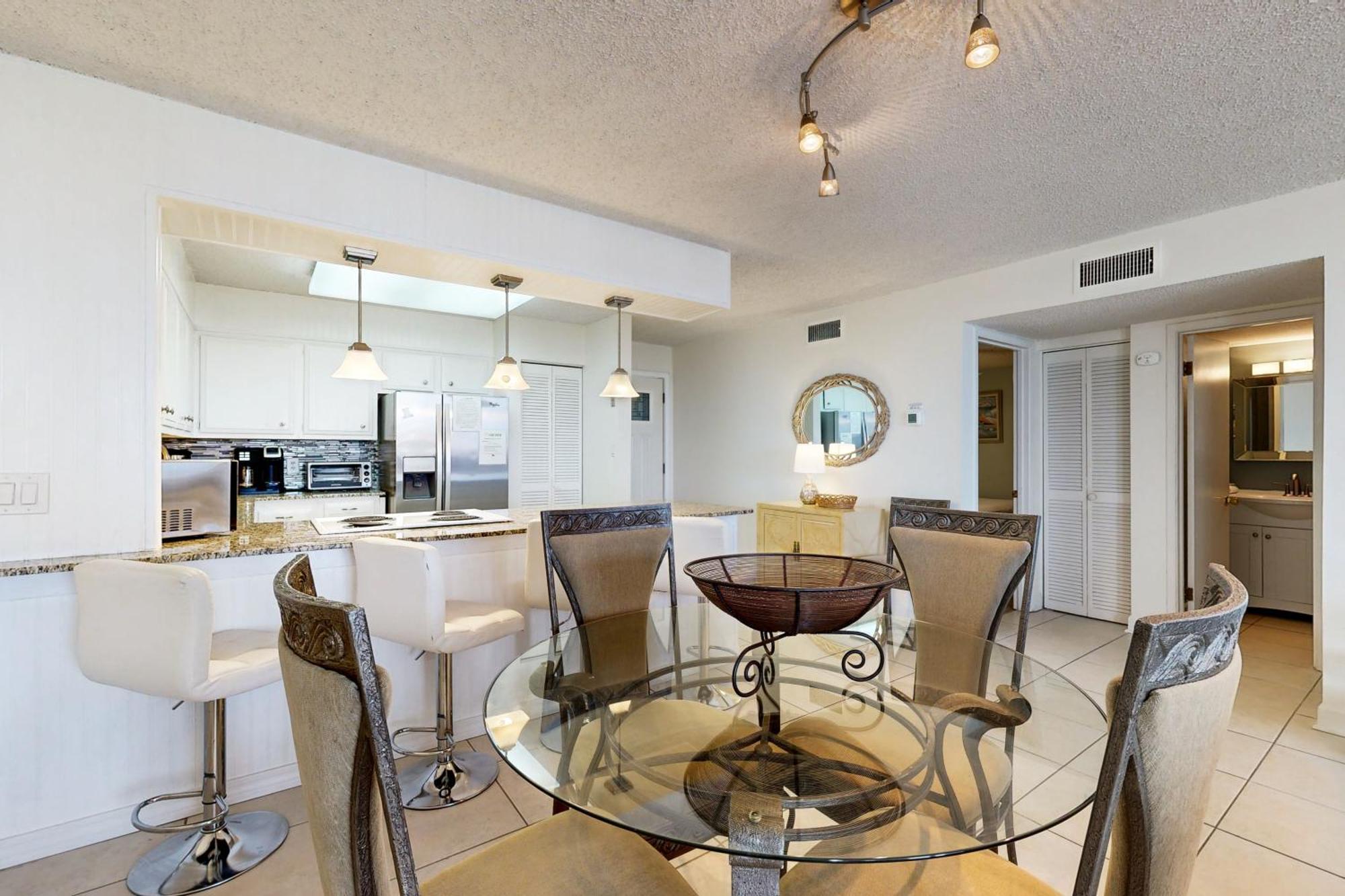 Dolphin Point Apartment Destin Room photo